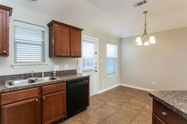 Photo - 3428 Heatherbend St