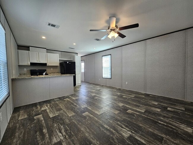 Photo - 1050 Myakka Dr