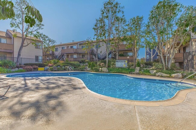 Photo - Harbor Pointe Apartments