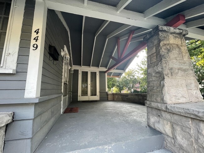 Photo - 449 S Henderson St