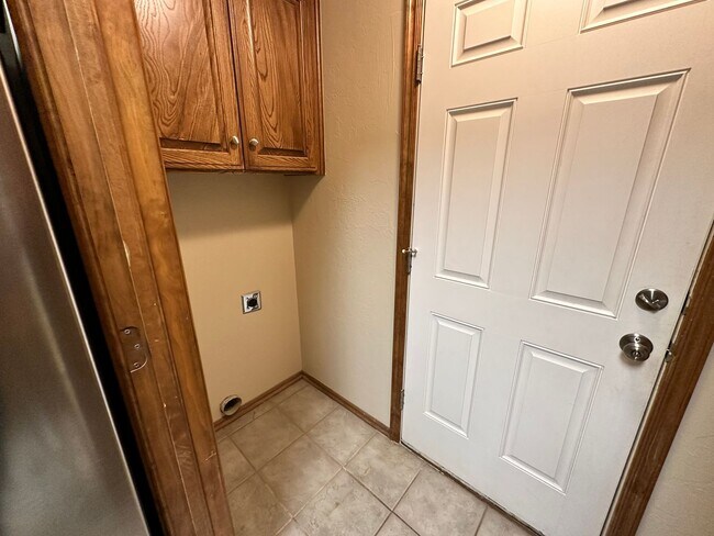Photo - Cute 3 bed 2 bath S Moore- Move in Deposit - Free! (If Qualified)