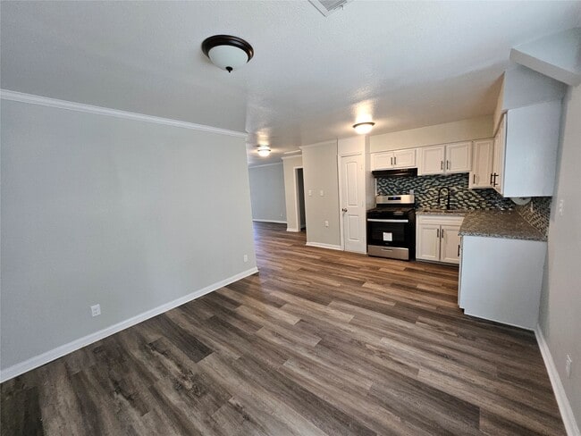 Photo - 3409 Nathaniel Brown St