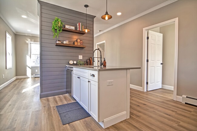 Photo - 81 Preston St