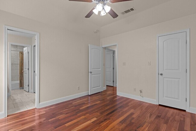 Photo - 2801 Savoy Pl