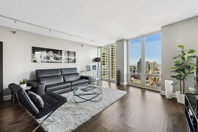 345 N La Salle Dr