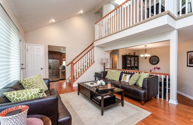 Photo - 245 Crabtree Ct