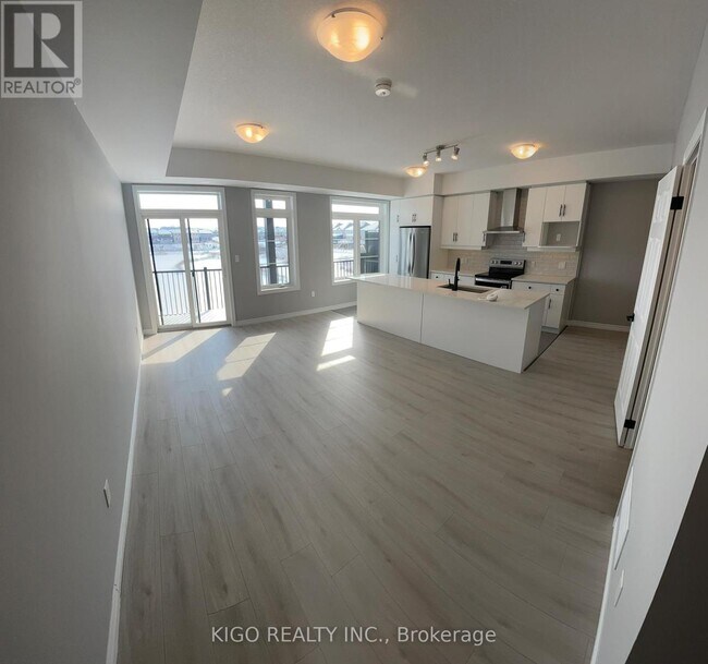 Photo - 102 Lomond Ln