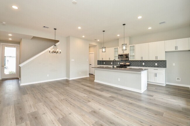 Photo - 6708 Parker Grv Ln