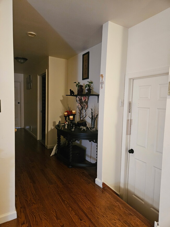 Pasillo - 96-98 Peabody Pl