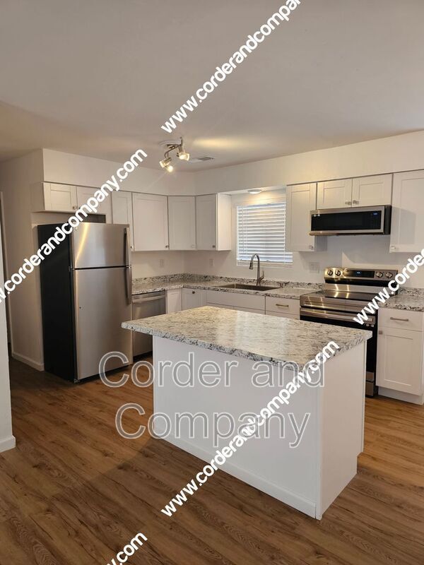 Photo - 120 17th St SE