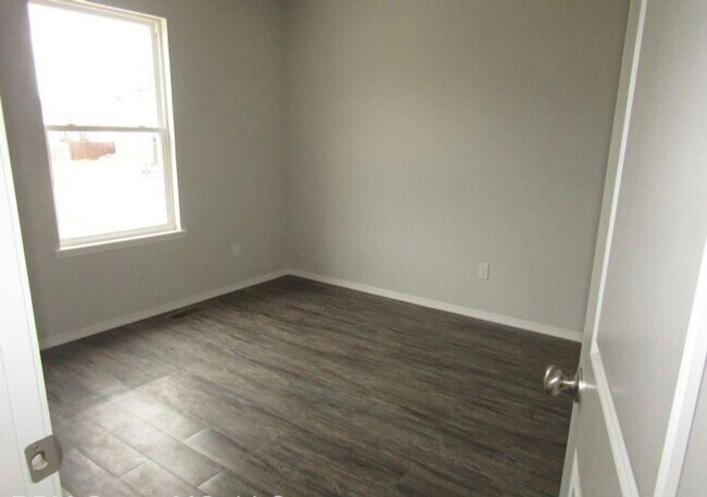 Photo - Duplex in Ozark!!