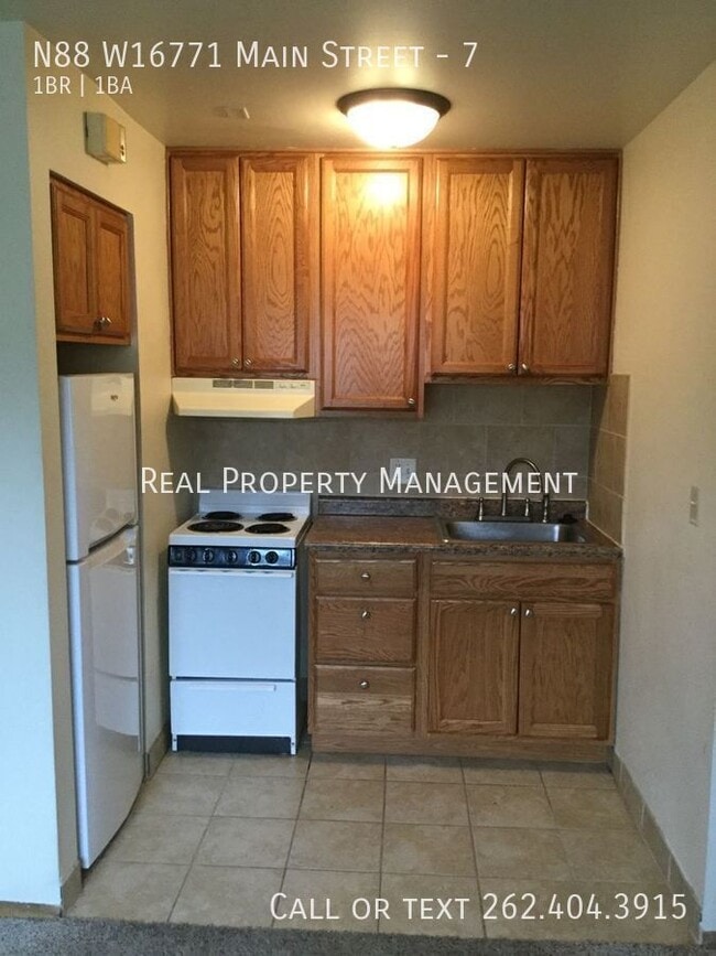 Photo - N88W16771-W16771 Main St Unit 7