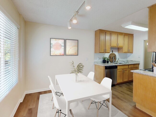 Photo - Pleasanton Glen Apartments
