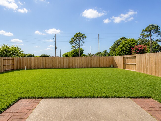 Building Photo - 419 Thorpe Springs Dr