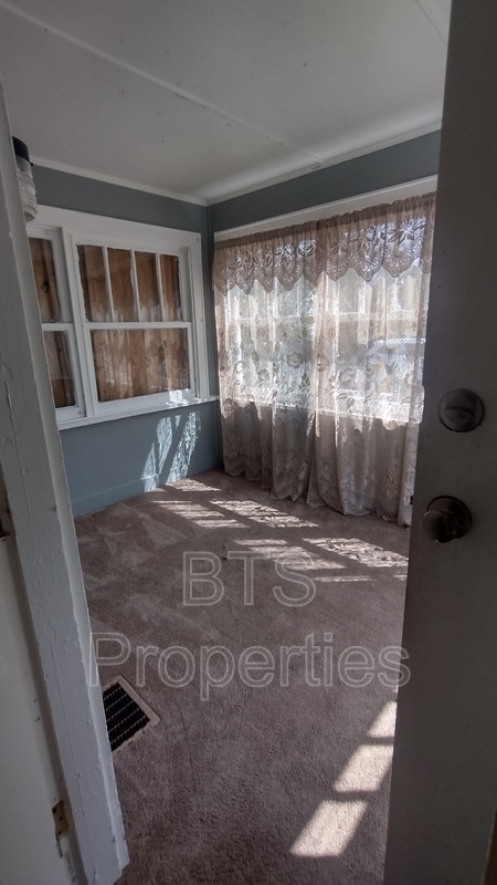 Photo - 1537 S Idaho St