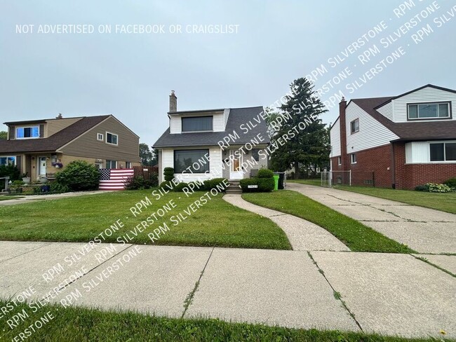 Photo - 17483 Allen St Unit 1
