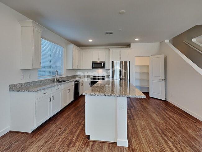 Photo - 4308 S 105th Dr