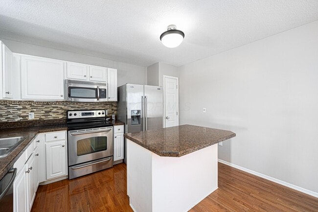 Photo - 6012 Turnwood Dr Unit 704