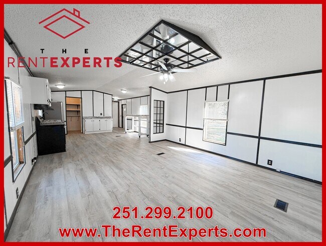 Photo - 6360 Mauvilla Dr W