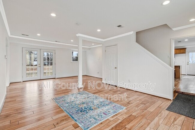 Photo - 8600 Lantern Ln