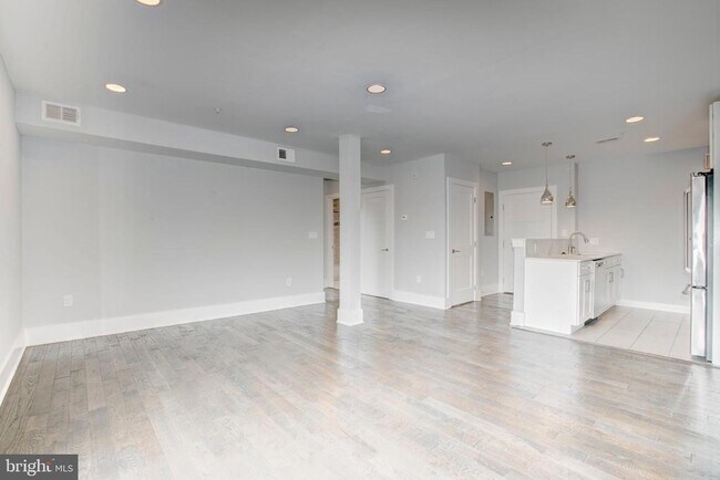 Photo - 1827 Benning Rd NE Unit 102