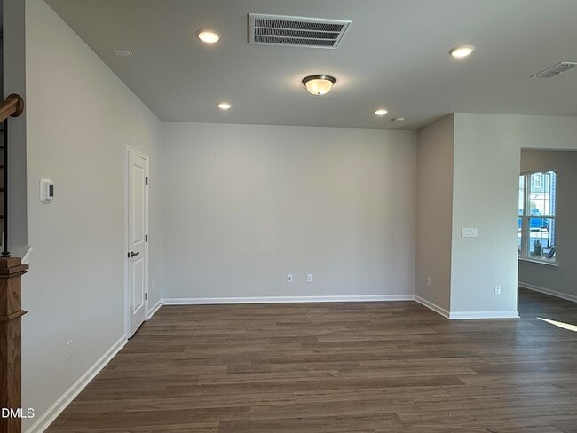 Photo - 5023 Reader Wy