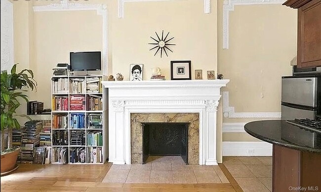 Photo - 312 W 101st St Unit 3