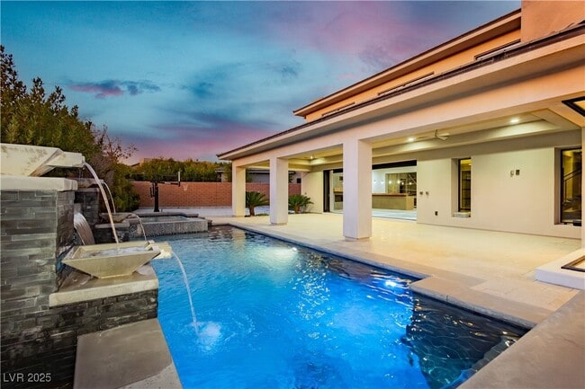 Building Photo - 94 Glade Hollow Dr