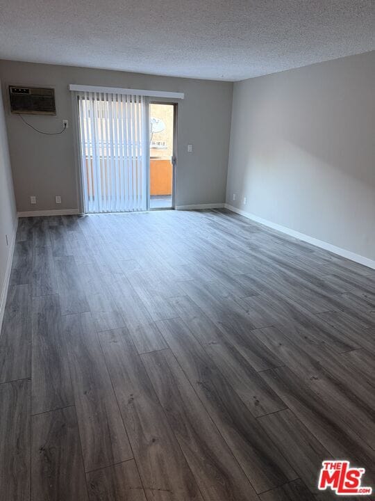 Photo - 4550 Overland Ave Unidad 113