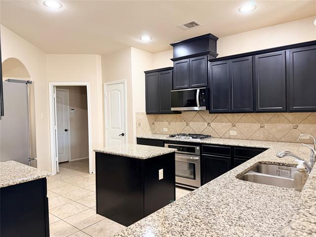 Photo - 212 Whitman Dr