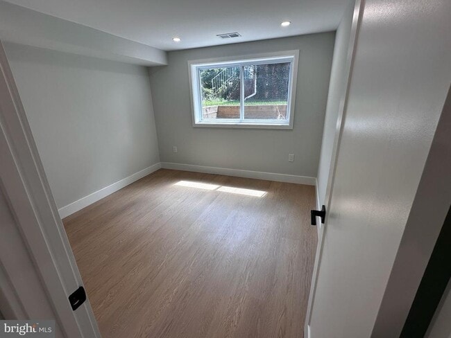 Photo - 7506 Wellesley Dr