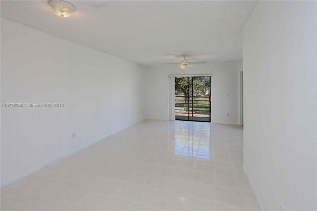 Photo - 2 bedroom in Hammocks FL 33196 Unit 2-204