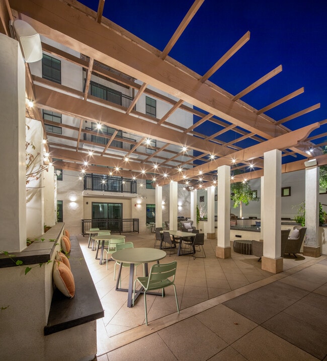 Lumia Apartments