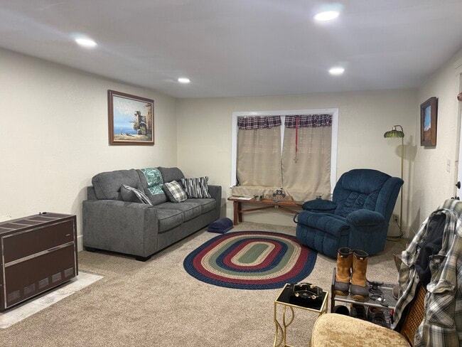 Photo - 906 N Jackson St