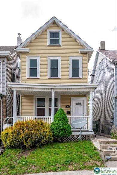 Photo - 1057 Jackson St House