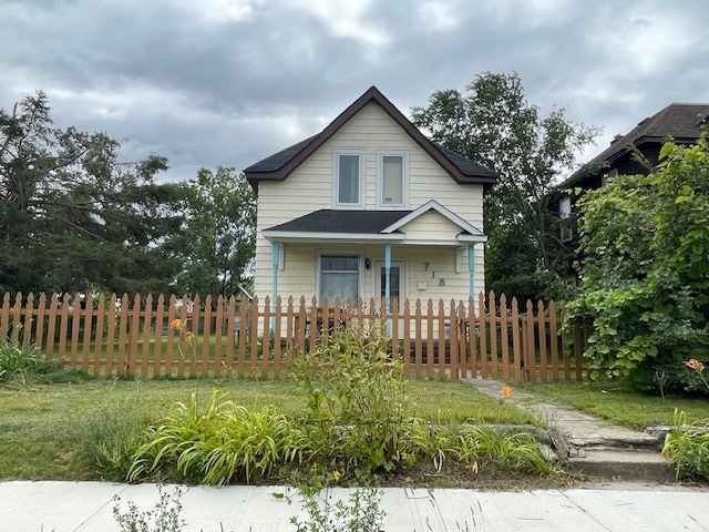 Building Photo - 718 3rd St SE Rental