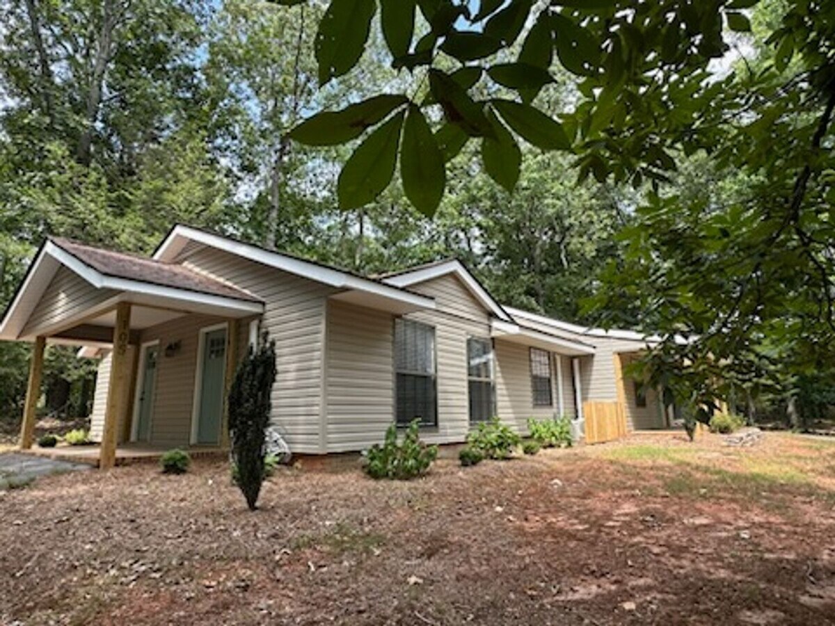 Timber Ridge Apartments - Timber Ridge Apartments