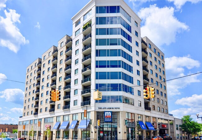 Photo - 111 N Ashley St Unit 305