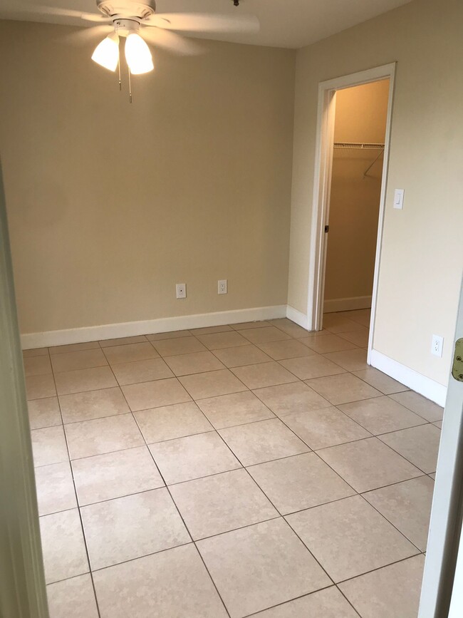 Photo - 4049 Crockers Lake Blvd Unit Vintage Grand at Palmer Ranch