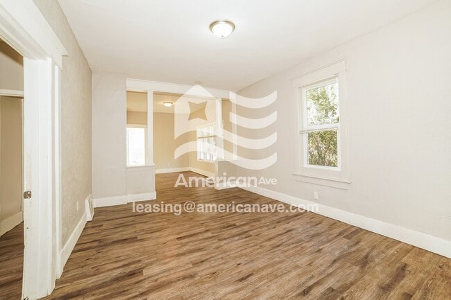 Photo - 1114 E Corrington Ave