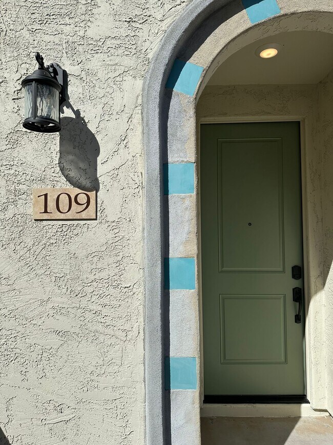 Photo - 2629 S Equestrian Dr