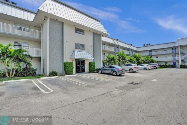 Photo - 3000 Riverside Dr Condo Unit 202