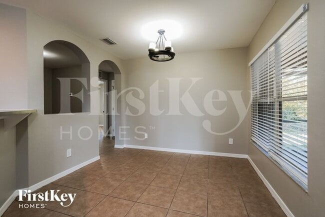 Photo - 1029 Butler St E