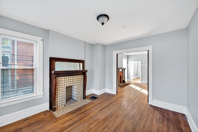 Photo - 1619 E Main St