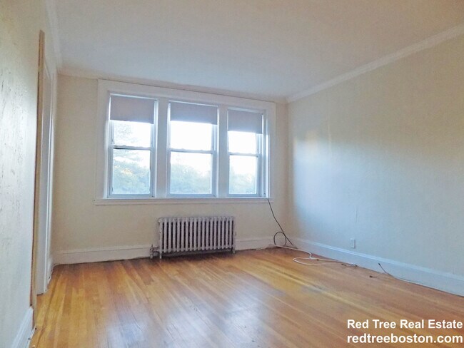 Photo - 2045 Commonwealth Ave Unidad 48