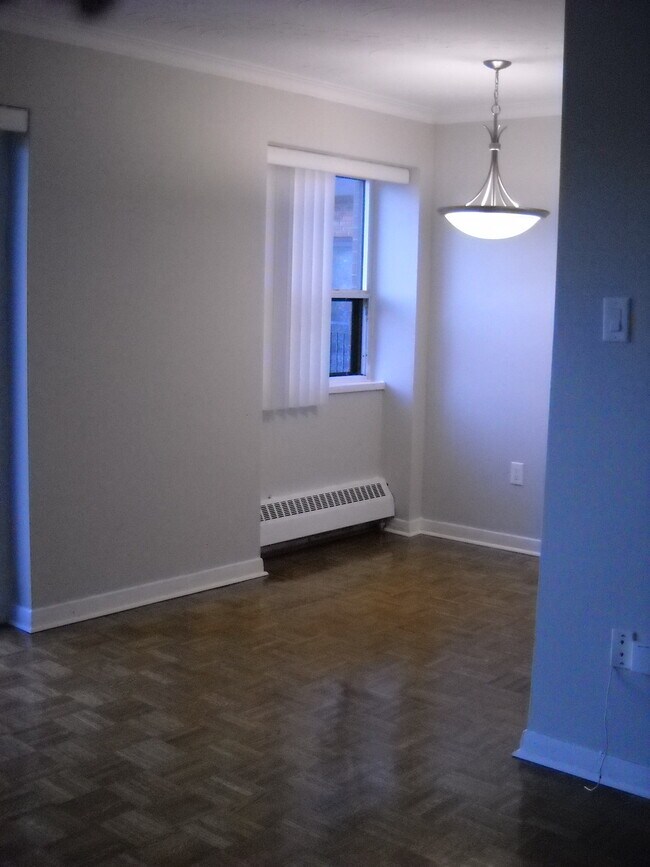 Photo - Victoria Village Towers