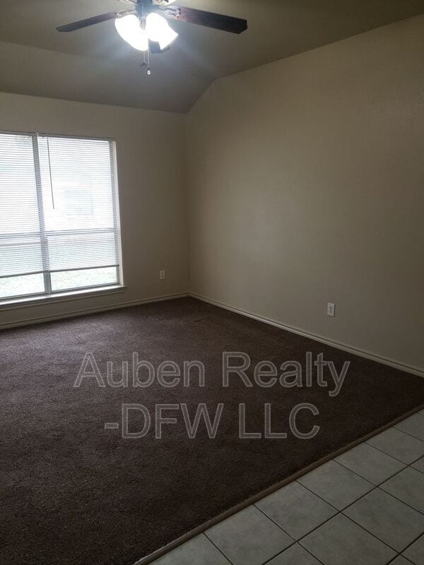 Photo - 114 Honey Bee Dr