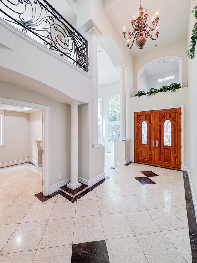 Photo - Lavish Estate Home w/4700sf+Central A/C & ...