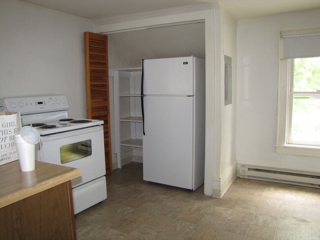 Photo - 1670 W College Ave Unit 1670C