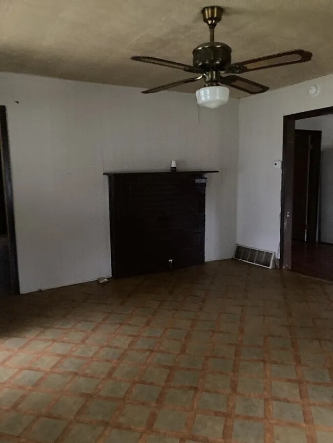 Photo - 2 Bedroom 1 Bathroom